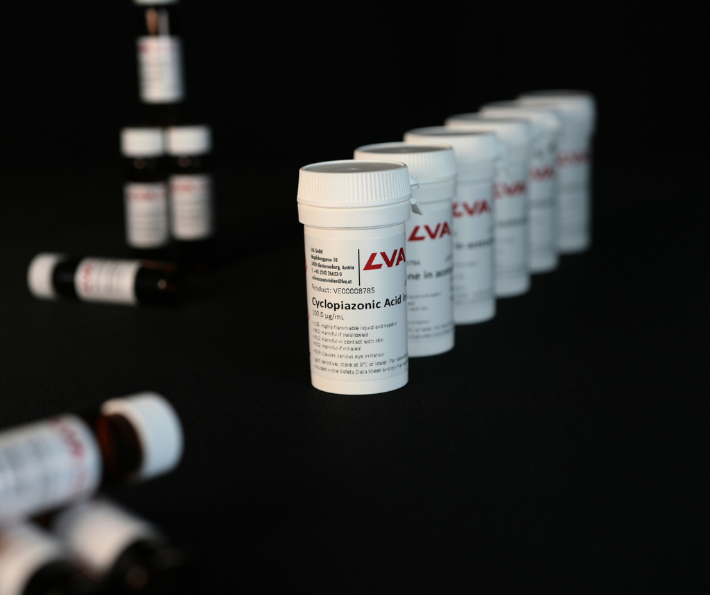 Cyclopiazonic Acid in Acetonitrile, 100 µg/mL